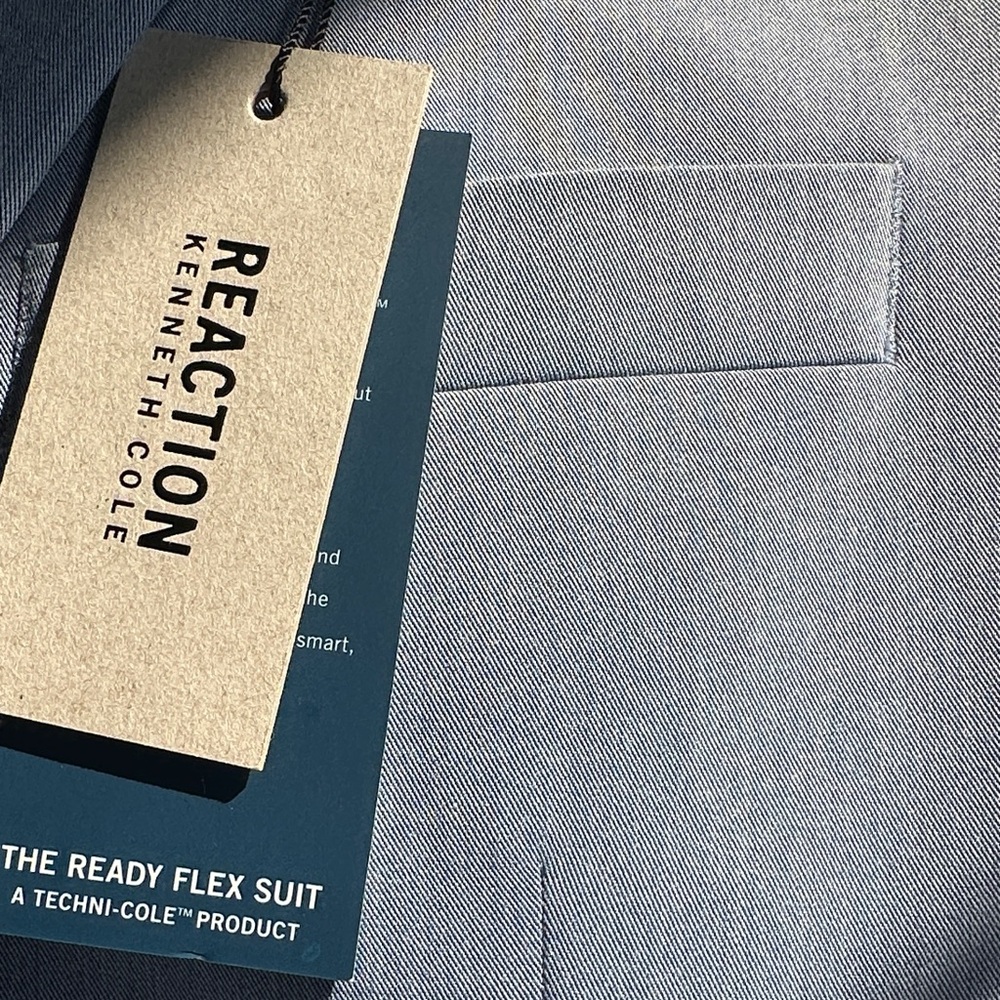 Reaction Kenneth Cole Classic Light Blue Suit 48Reg 42W - Picture 2 of 4